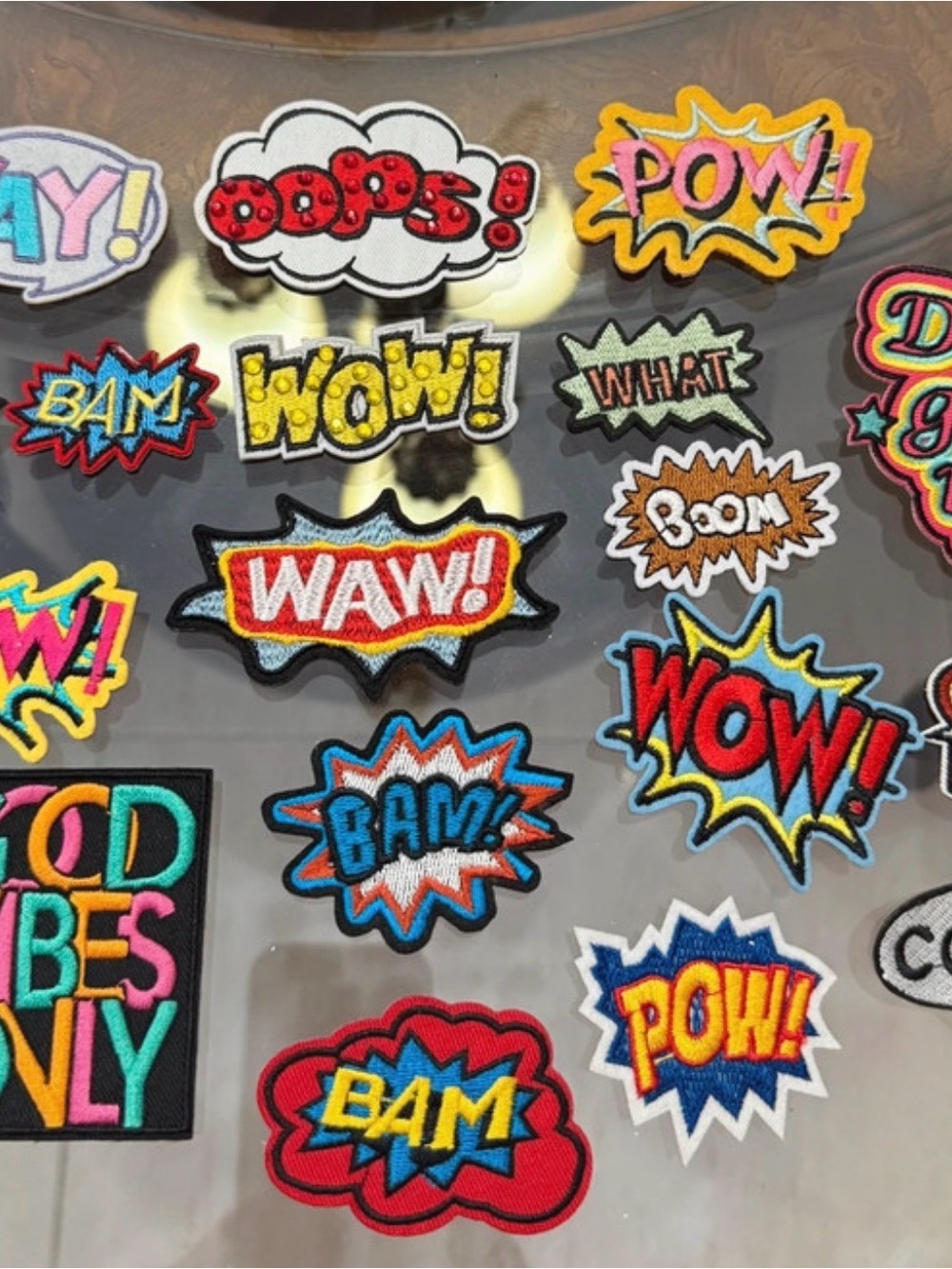 Patch -Embroidered Comic Word Patch Set - Multicolor
